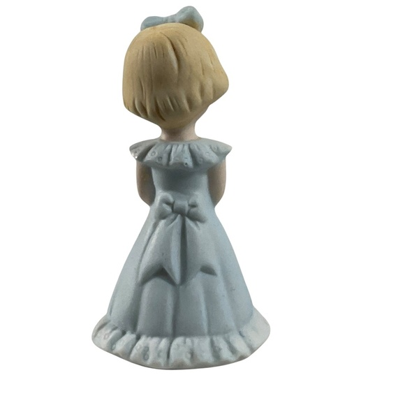 1981 Enesco Growing Up Birthday Girls Blonde Age 2 Figurine Blue Dress 3” Tall - Picture 5 of 8